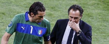 中国U17vs文莱U17：邝兆镭、万项首发，何思凡、金昱成出战（中国U17迎战文莱U17：邝兆镭、万项先发，何思凡、金昱成出战）