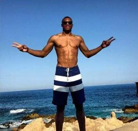 那不勒斯进攻火力惊人（那不勒斯锋线火力全开）