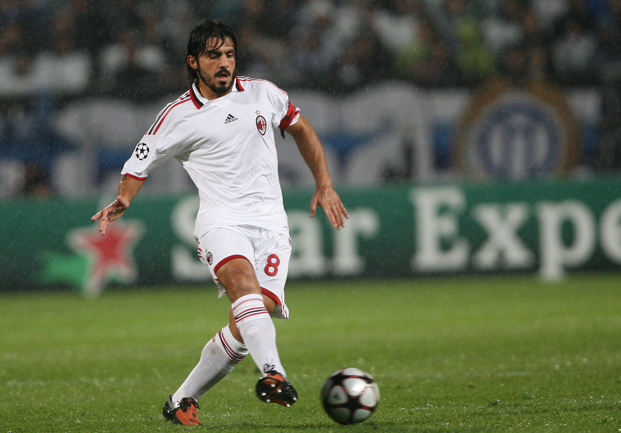 圣诞大战的魅力：一场篮球盛宴的期待（圣诞夜巅峰对决：点燃篮球盛宴的期待）