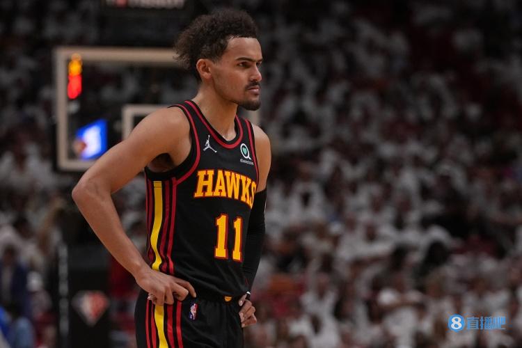 利物浦萨拉赫任意球破门锁定胜局（萨拉赫任意球建功，助利物浦锁定胜局）