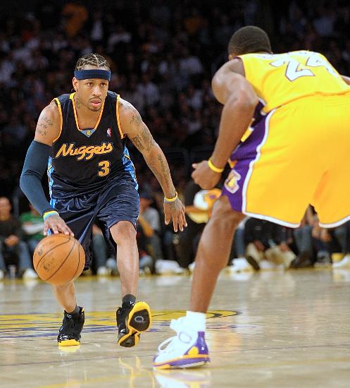 TA：一英超俱乐部高管因涉嫌非近期性犯罪接受调查（TA：英超一俱乐部高层因涉非近期性犯罪正接受调查）