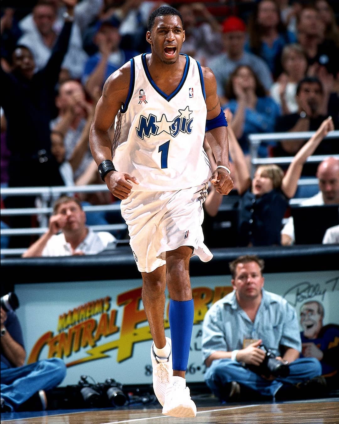 天空体育：热刺想纯租借帕利尼亚，不包含任何买断条款（天空体育：热刺拟仅租借帕利尼亚，合同不含买断选项）