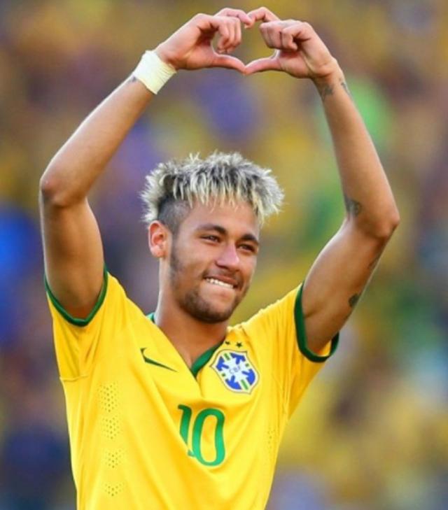 斯帕莱蒂：总体来说对球队满意；库普梅纳斯的表现帮了我大忙（斯帕莱蒂：对球队整体表现满意，库普梅纳斯的发挥给予我极大帮助）