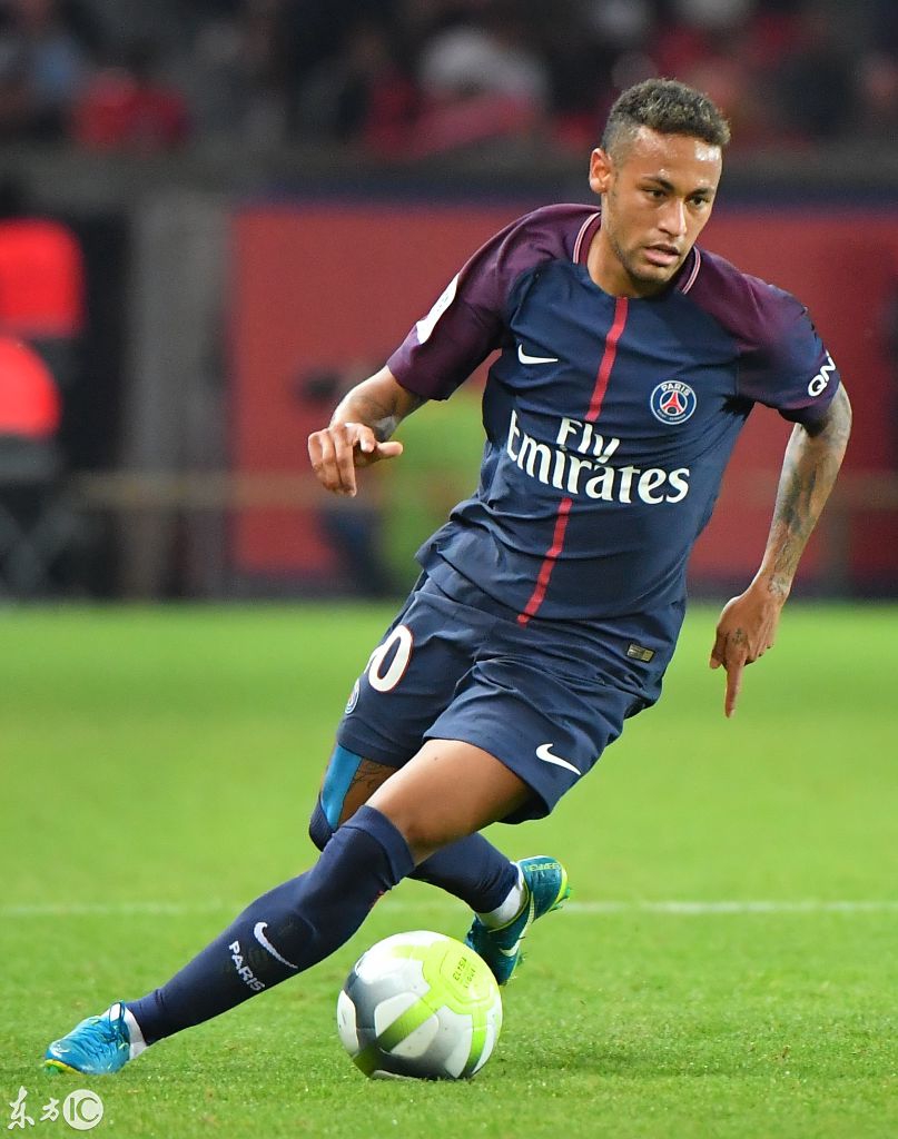 西装暴徒伦纳德受伤缺阵8场！快船总裁曝：没外界想的那么简单（伦纳德因伤连缺8场，快船总裁：情况没外界想得那么简单）