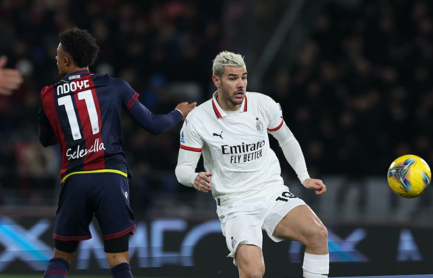 该多用吗？火箭本月当亚当斯在场时防守效率104.4 下场时120.6（该多用亚当斯吗？火箭本月他在场防守效率104.4，离场120.6）